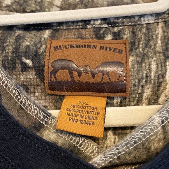 Buckhorn River- waffle shirt with camo underneath- Size XXL - Picture 3 of 5